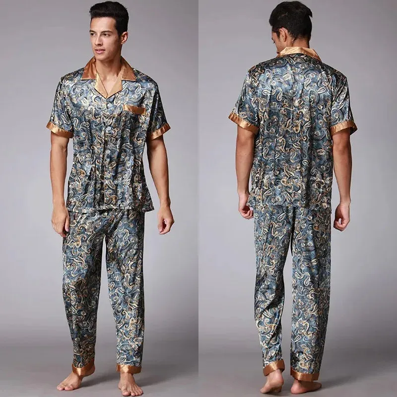 Découvrez le Confort Luxueux des Pyjamas en Satin pour Hommes