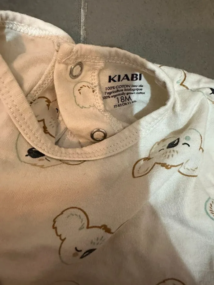 Lot 5 pyjamas 18M - Kiabi - Prématuré  | Beebs