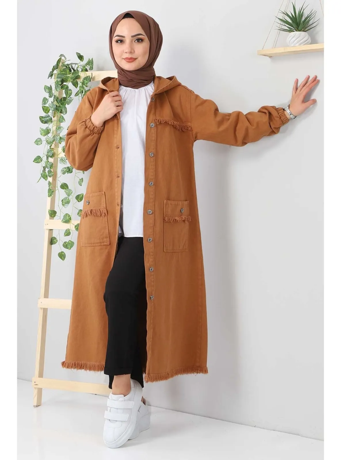 Tan - Unlined - Crew neck - Topcoat